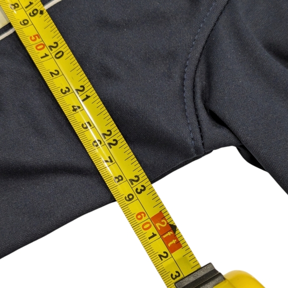 Liverpool F.C. Premier League Soccer L.F.C. Hoodie Sweatshirt Large - Picture 4 of 5